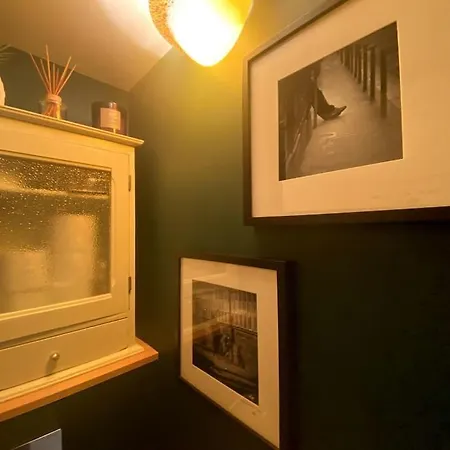 L'intemporel Duplex : Place Du Vieux Marche Apartment